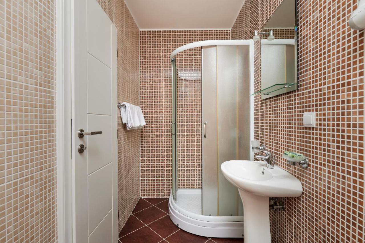 Apartments Tamaris Тиват Екстериор снимка